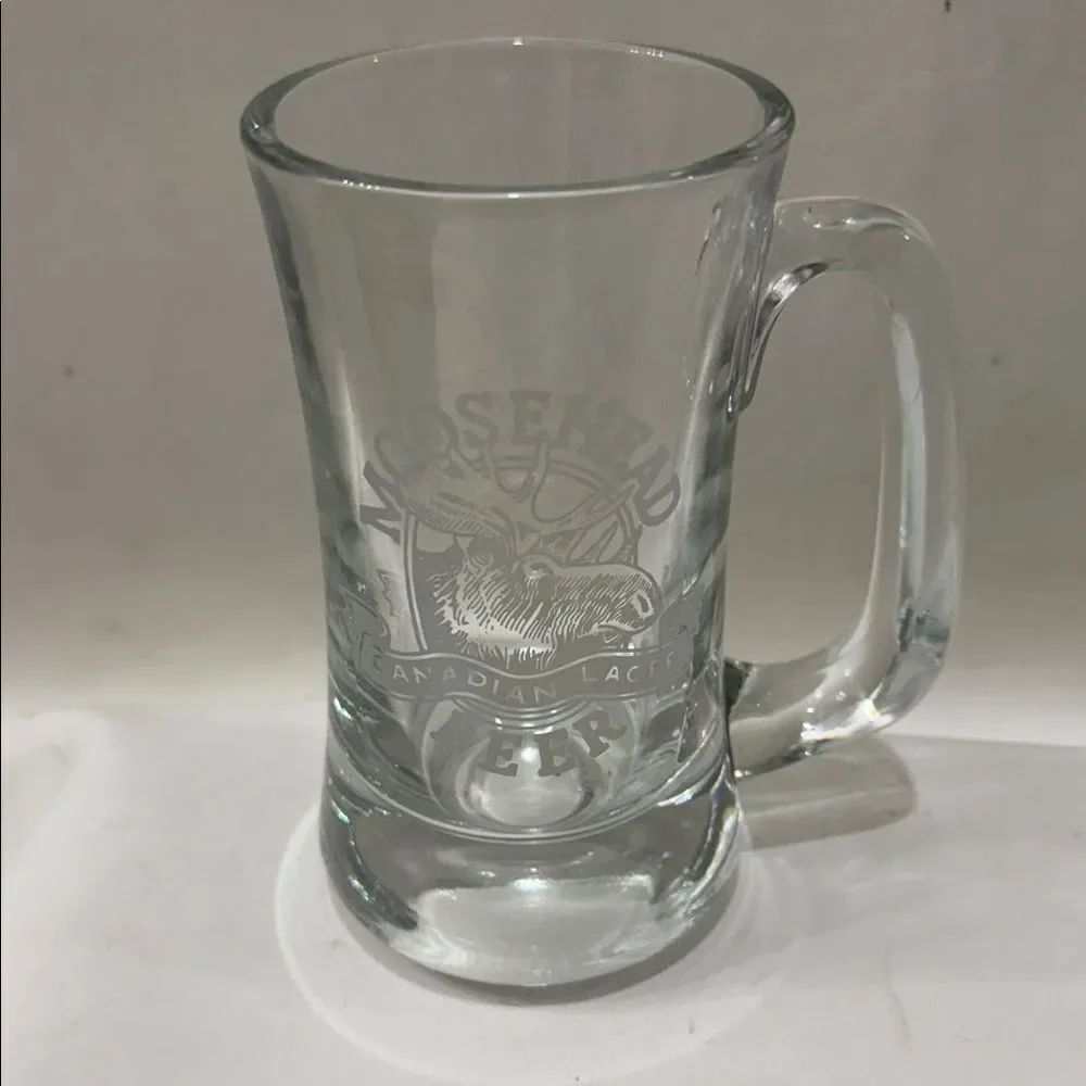 Moosehead Glass Mug Canadian Lager Draft Beer 12 Oz 5 3/4 In Tall 2 3/4 Round